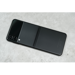 Samsung Galaxy Z Flip 3 F7110 5G 8GB RAM 128GB (Black) - 6