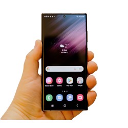 Samsung Galaxy S22 Ultra S9080 (Snapdragon 8 Gen 1) 12 GB RAM