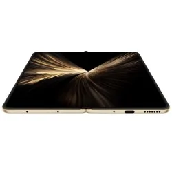Honor Magic V5 branco com tela grande e desempenho superior