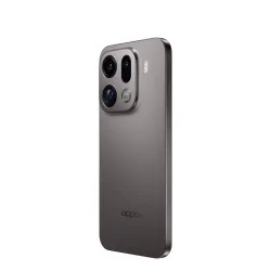 OPPO FIND X9 Pro smartphone avanzato in Titanio